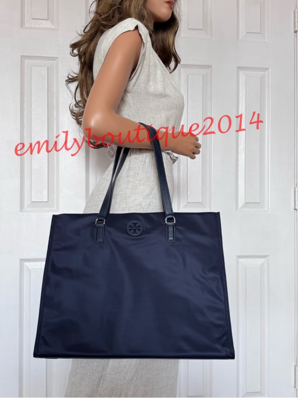 NWT Tory Burch 136144 Nylon Ella Tote Tory Navy Blue Large Bag